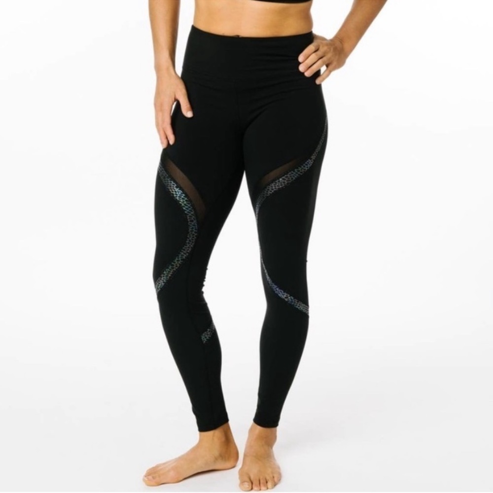 ZYIA High Rise Reflective Serpent Leggings Black Iridescent Size 2 Women’s